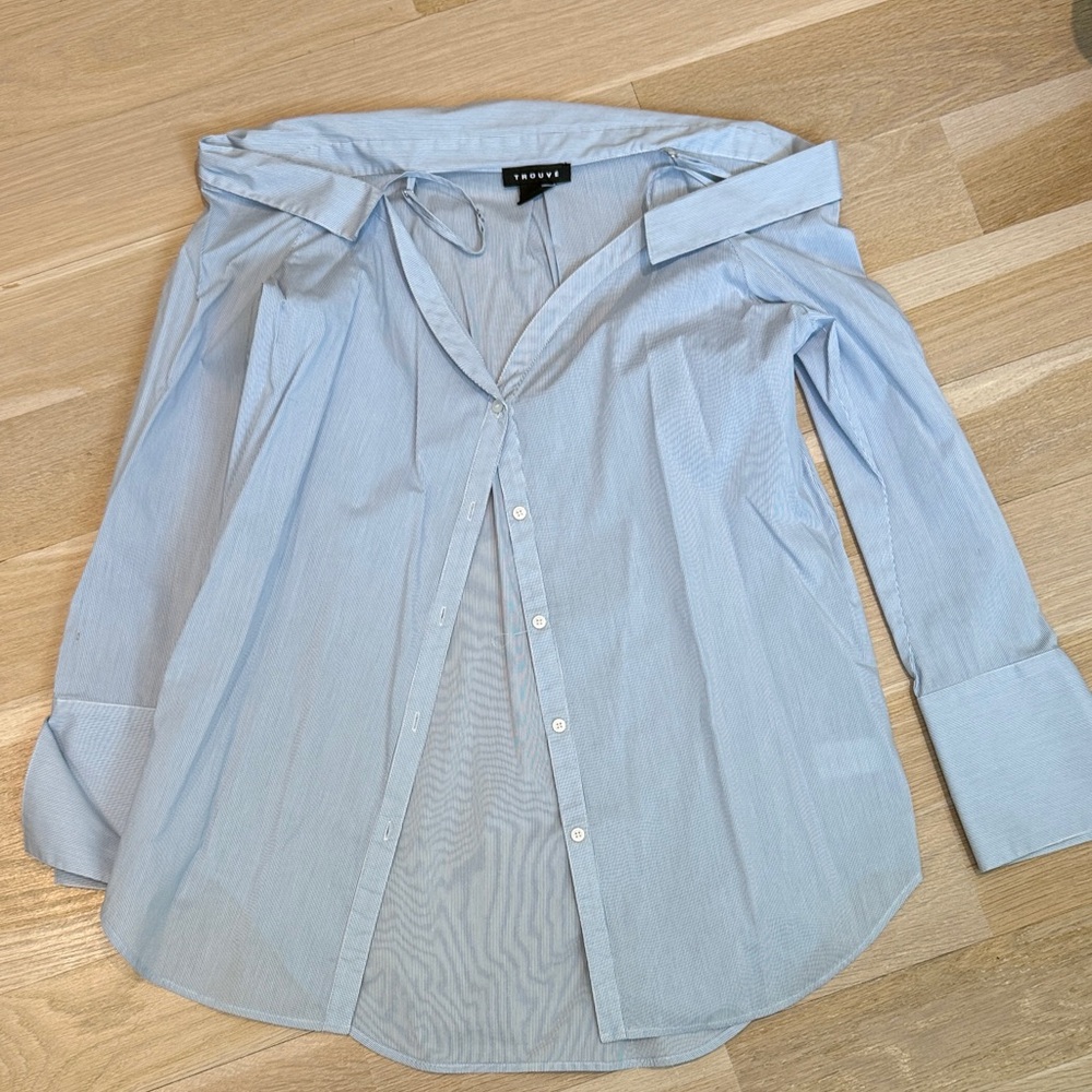 Trouve Light Blue Button Down Shirt